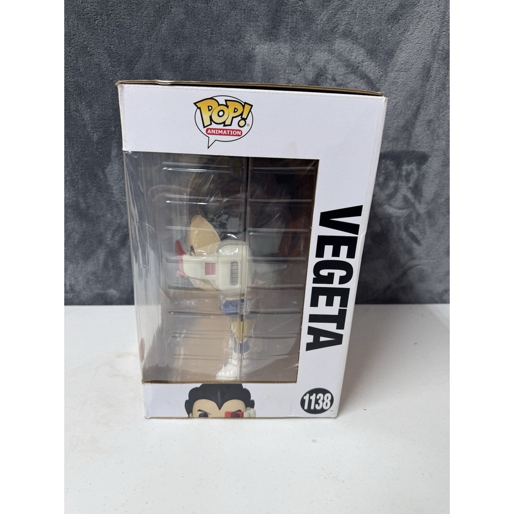 Funko Pop! Vinyl Jumbo 10 in: Dragon Ball - Vegeta - GameStop (Exclusive) #1138 - Picture 2 of 5